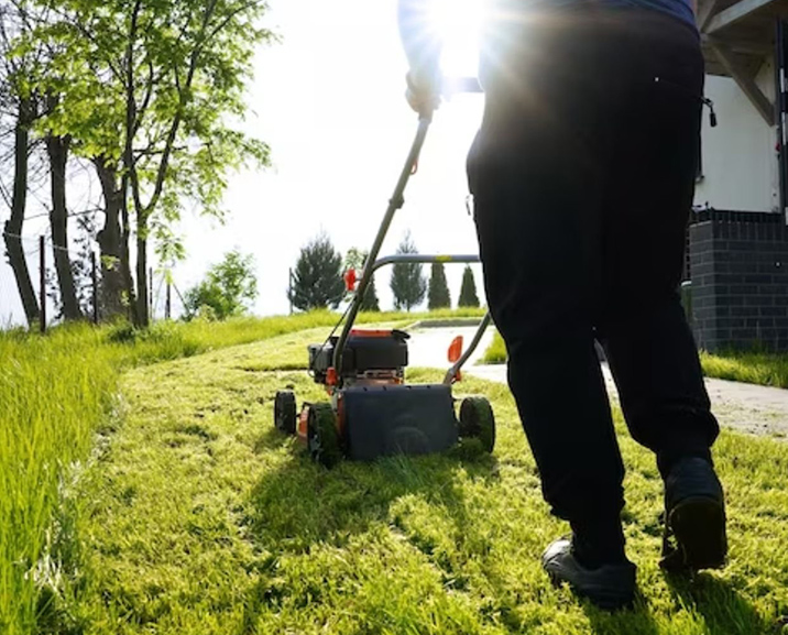Jay’s Mowing Lawn Edging Service